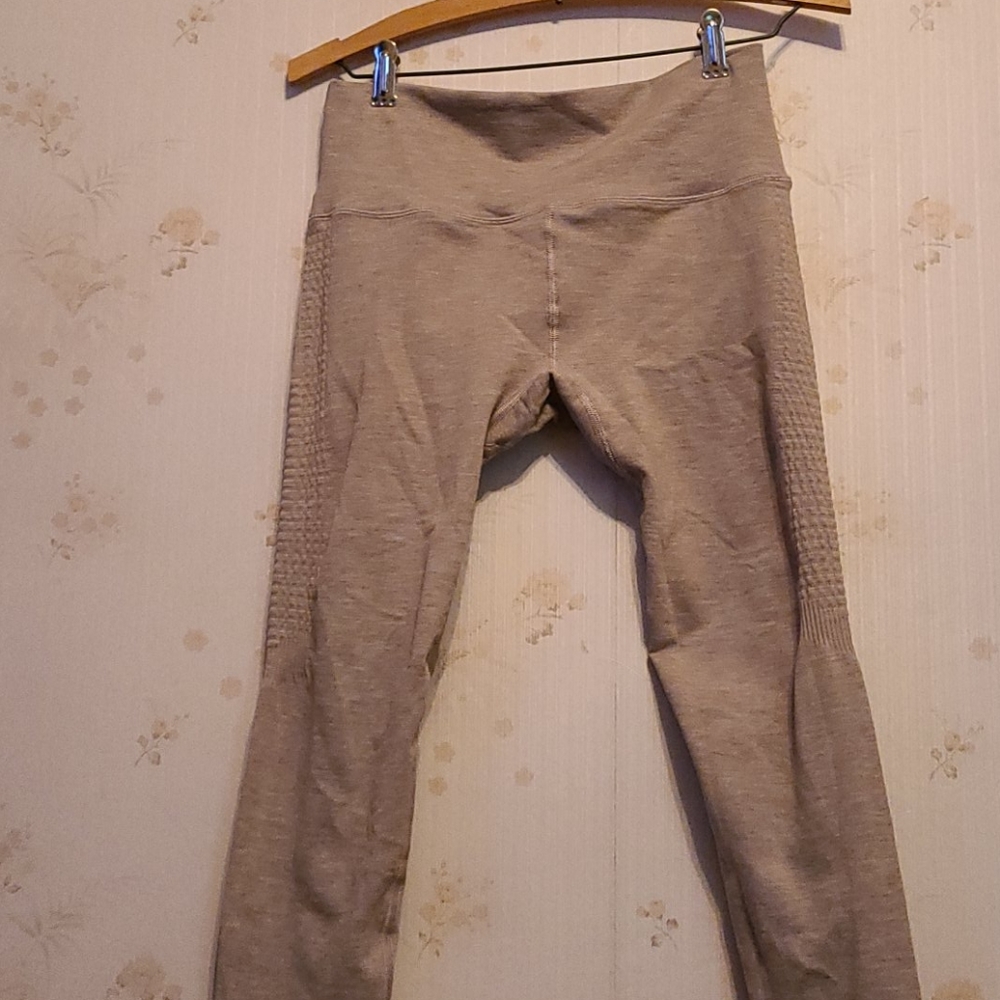 Alphalete Halo leggings in nude size XL